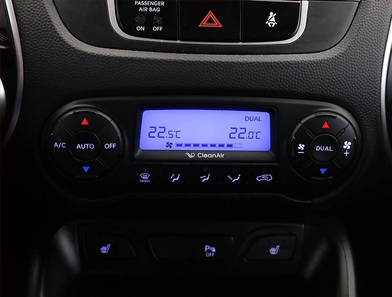 Hyundai ix35 (2012) 2.0 CRDi, 4X4, Tempomat - fotka 12 z 16