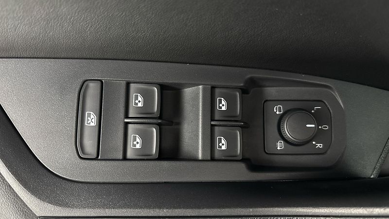 Škoda Kodiaq 2.0 TDI DSG 4x4 L&K - fotka 25 z 36
