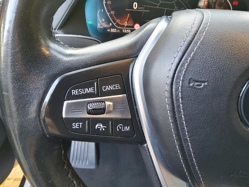 BMW X5 (2019) 30d xDr. 195kW ČR - fotka 16 z 28
