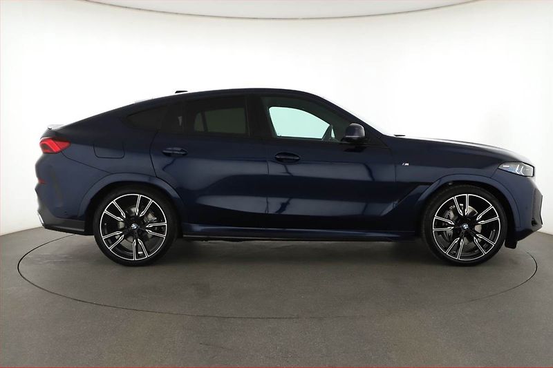 BMW X6 (2025) xDrive40i, M PAKET, KEYLESS - fotka 6 z 31