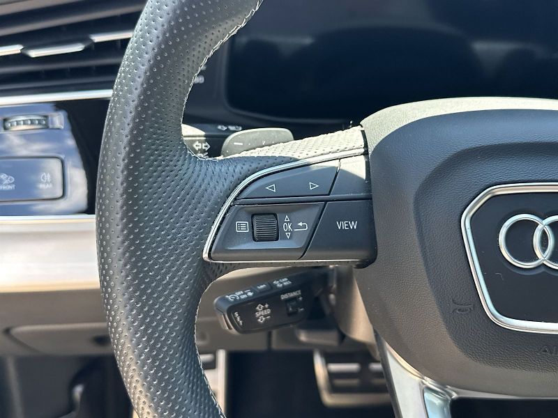 Audi Q7 (2023) 3.0 TDI S-line - fotka 16 z 36