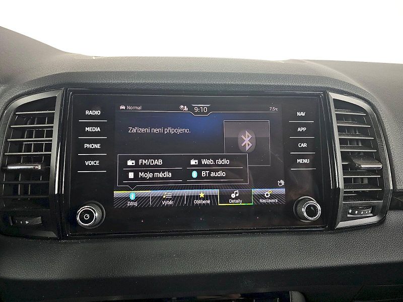 Škoda Karoq (2024) 2.0TDI 110kW 4X4 DSG Sportline - fotka 16 z 33