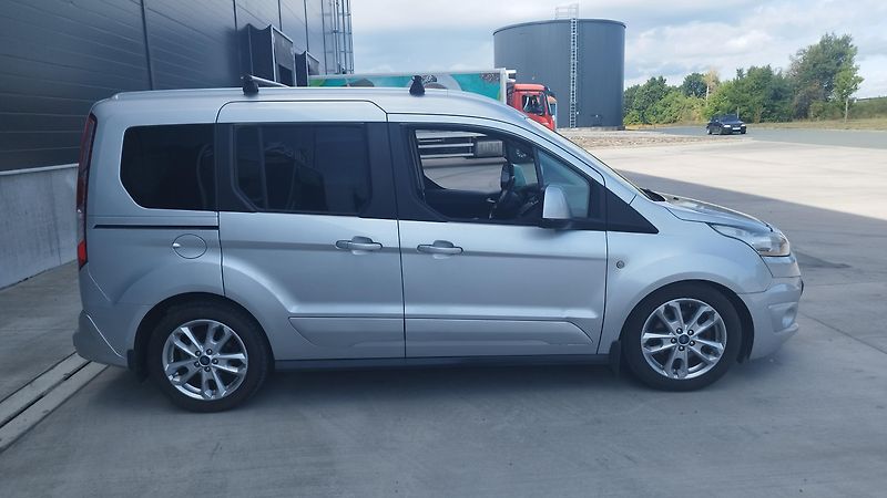 Ford Tourneo Connect 1.0i,volat- 608 081 843  - fotka 2 z 16
