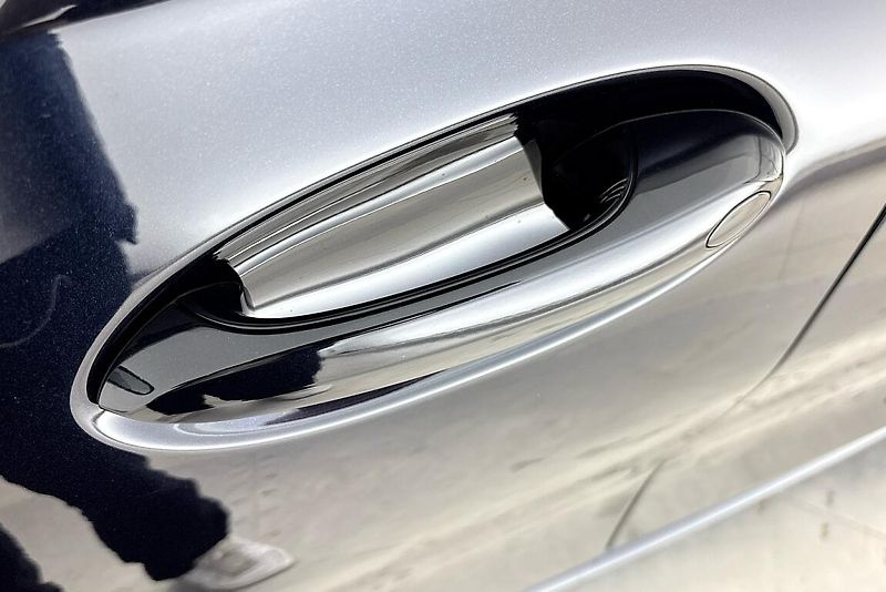 BMW X6 xDrive40d - fotka 25 z 26