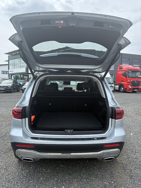 Mercedes-Benz GLB (2024) 200d  - fotka 4 z 14