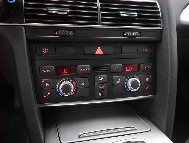 Audi A6 (2010) 3.0 TFSI, 4X4, Automat - fotka 18 z 29
