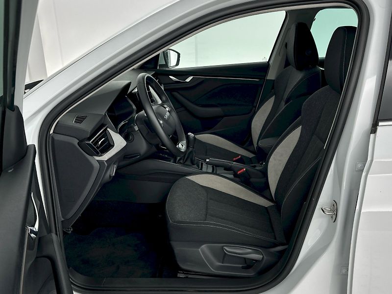 Škoda Scala (2025) 1.0TSI 85kW Top Selection - fotka 7 z 30