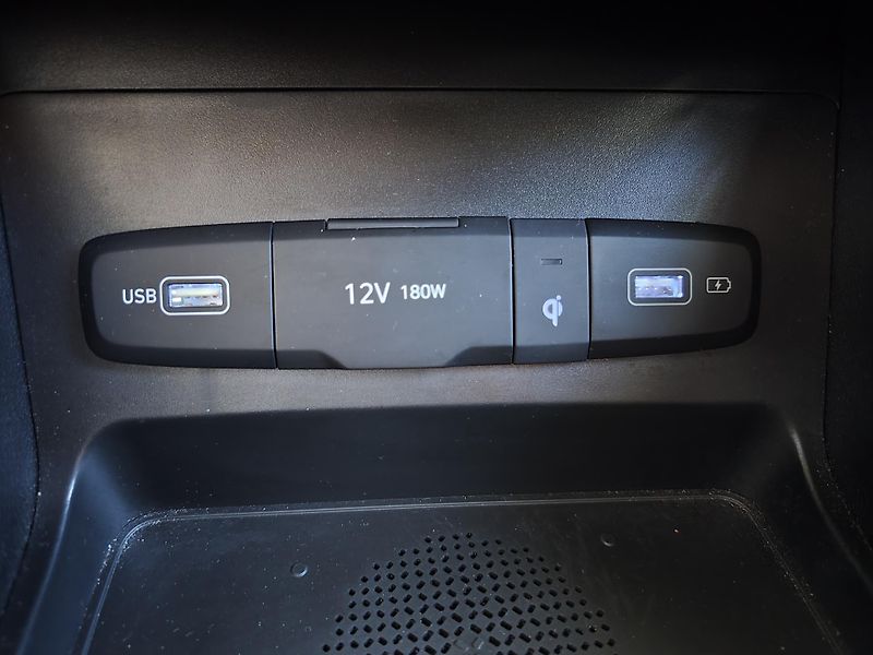 Hyundai Tucson (2021) 1.6T-GDi 110kW Smart - fotka 17 z 20