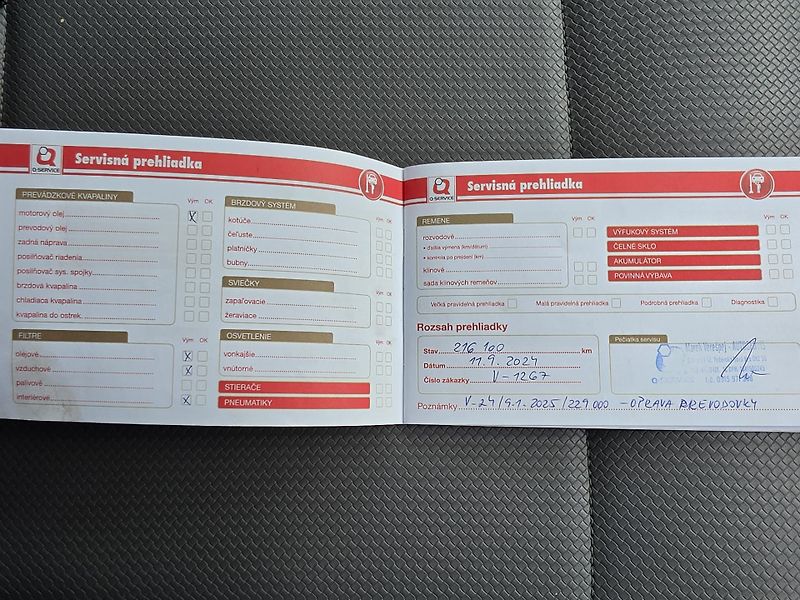 Volkswagen Transporter T6 2.0TDi 81kW*KLIMA*1.MAJ*DPH - fotka 37 z 42