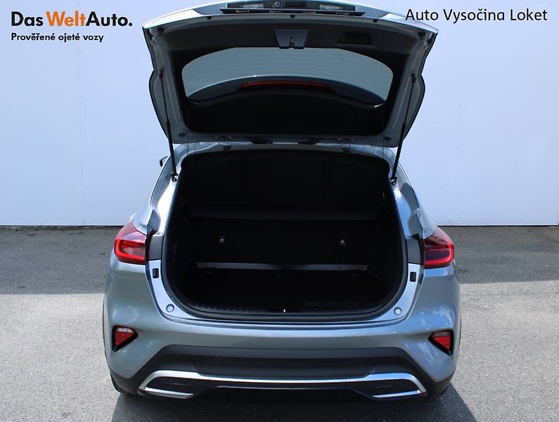 Kia XCeed (2023) 1.5 T-GDI 117kW manuál - fotka 29 z 32
