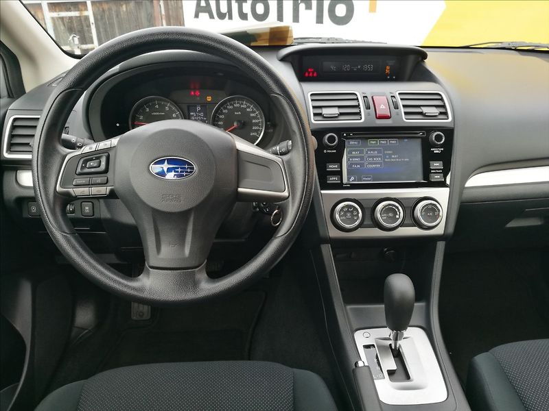 Subaru Impreza 1,6 i 4x4 aut. - fotka 5 z 20