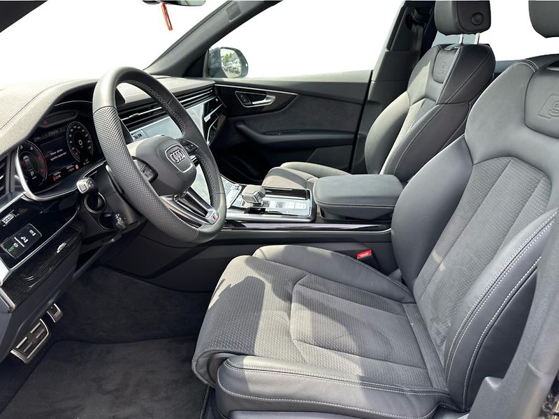 Audi Q8 (2025) 50 TDI quattro - fotka 11 z 25