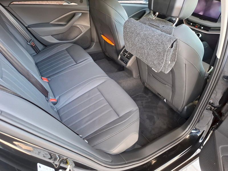 Škoda Superb (2025) L&K TD 142/2.0 A7A - fotka 26 z 31