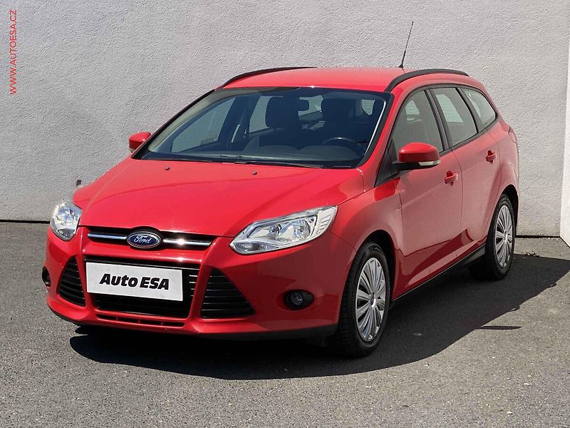 Ford Focus (2012) 1.6 TDCi, ČR, Trend - fotka 3 z 16