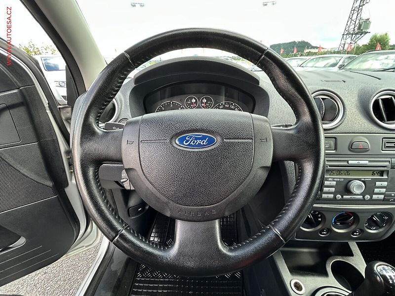 Ford Fusion (2007) 1.4 TDCi, AC, el. výbava - fotka 12 z 15