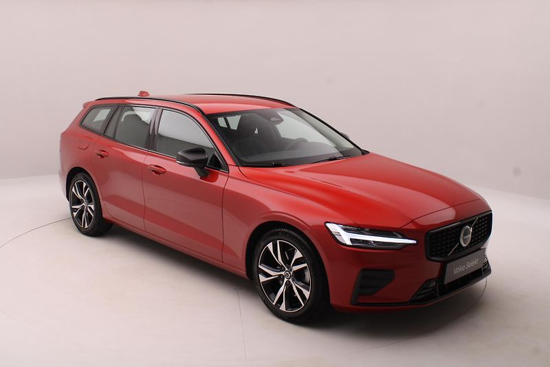 Volvo V60 B4 DARK PLUS REZERVACE - fotka 16 z 50