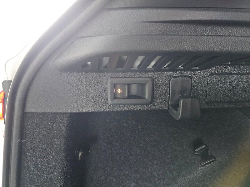 Škoda Kamiq (2025) 1.0TSi 85kW MONTE CARLO TAŽNÉ - fotka 27 z 29