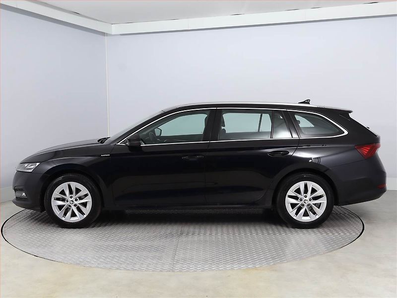 Škoda Octavia (2024) 2.0 TDI - fotka 3 z 19