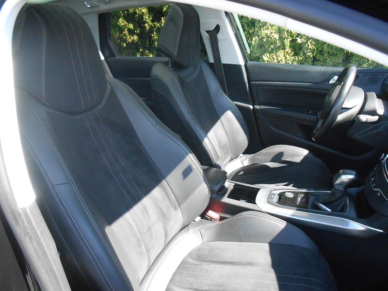 Peugeot 308 , FULL LED, KAMERA,NAVI - fotka 20 z 43
