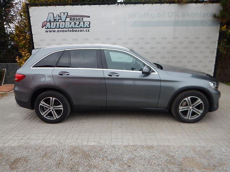 Mercedes-Benz GLC (2016) 220 D 4MATIC DPH BUSINESS-DPH - fotka 6 z 33