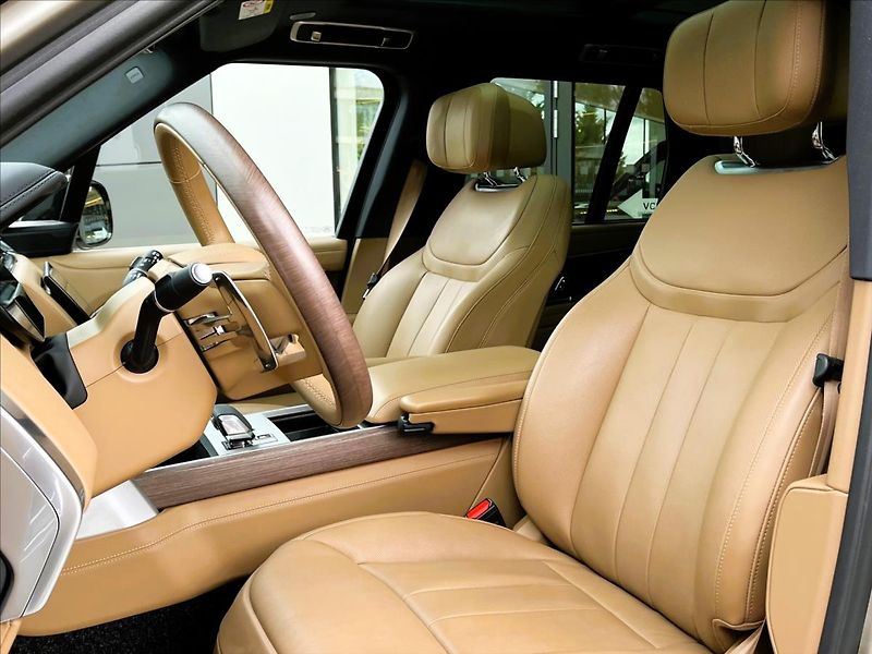 Land Rover Range Rover (2026) 3,0 D350 AUTOBIOGRAPHY SWB - fotka 13 z 43