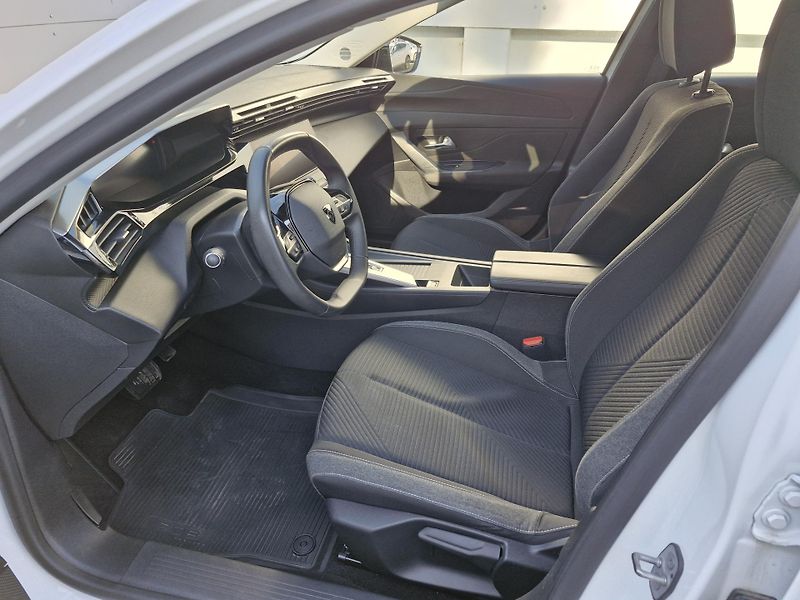 Peugeot 308 Active 1,5 BlueHDi (96 kW)  - fotka 8 z 10