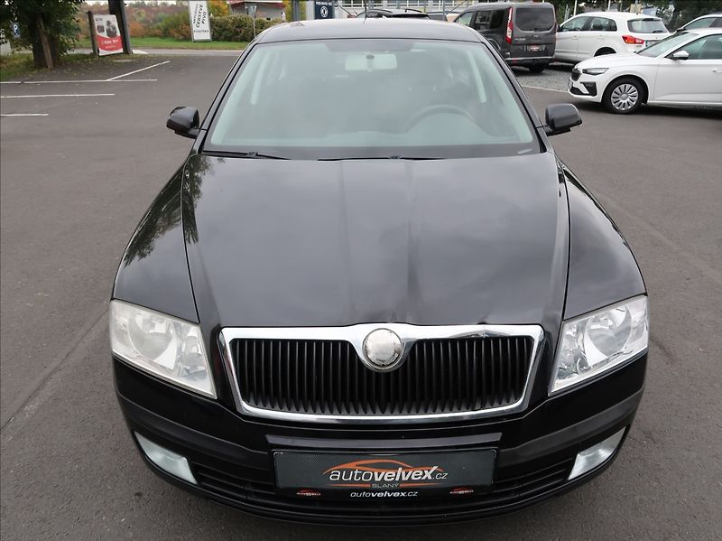 Škoda Octavia 1,6 FSi,85kW,NovéČR,klima - fotka 7 z 19