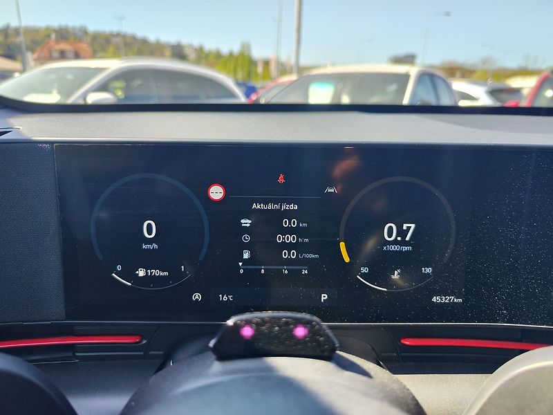 Hyundai Kona 1.6 T-GDi/145kW N-Line DCT 4x4 - fotka 16 z 31