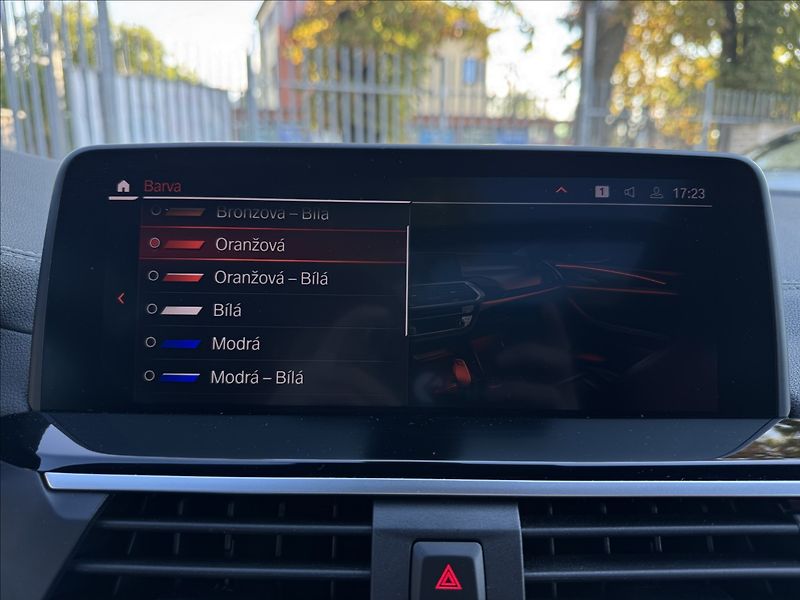 BMW X4 M40i - fotka 22 z 36
