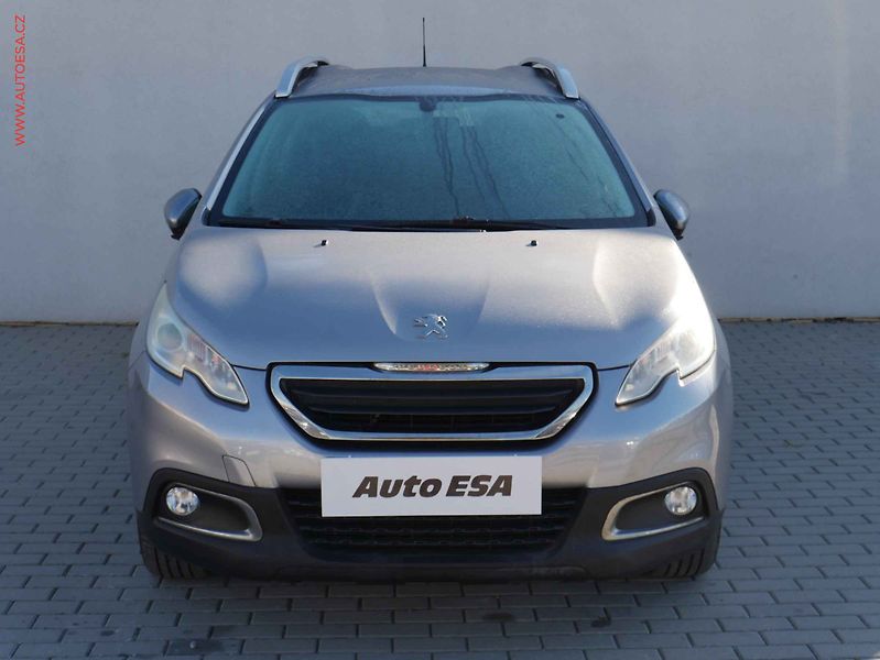 Peugeot 2008 (2015) 1.2 PT, 2.maj,ČR, Active - fotka 2 z 19