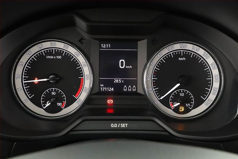 Škoda Octavia (2018) Style 1.6 TDI, Serv.kniha - fotka 10 z 14