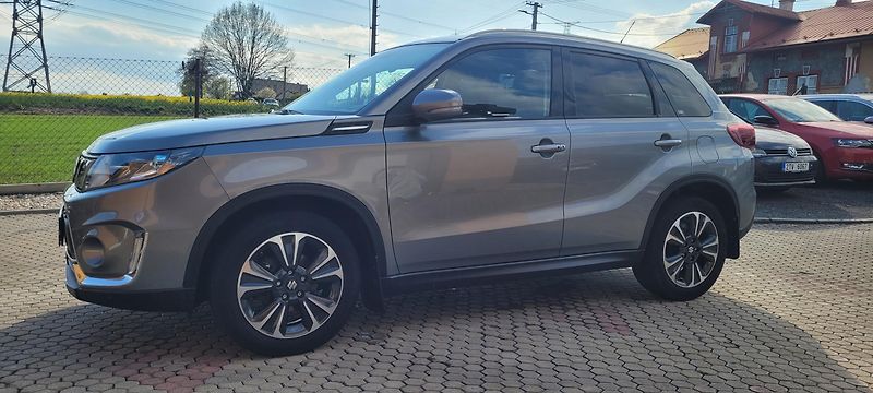 Suzuki Vitara (2018) 1,4 103kW DSG 4×4 BoosterJet - fotka 9 z 55
