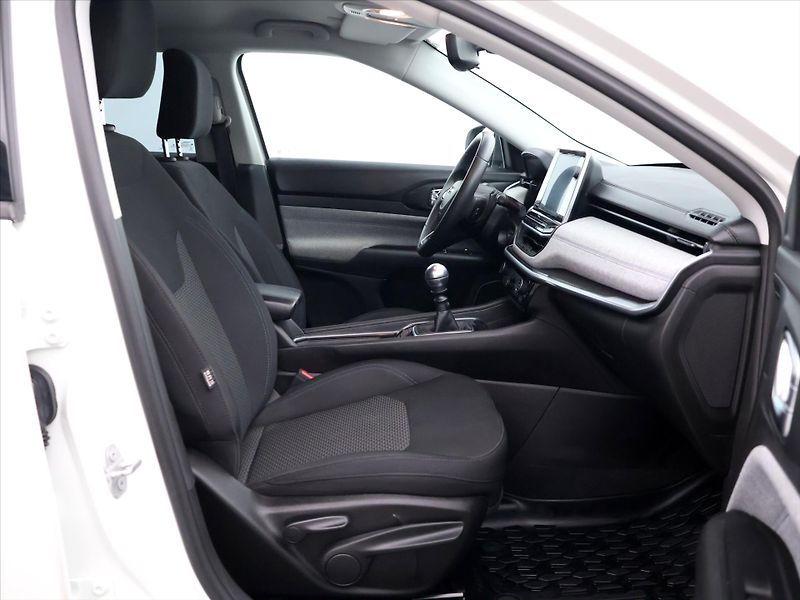 Jeep Compass 1,3 MultiAir 96kW Night Eagle - fotka 12 z 40