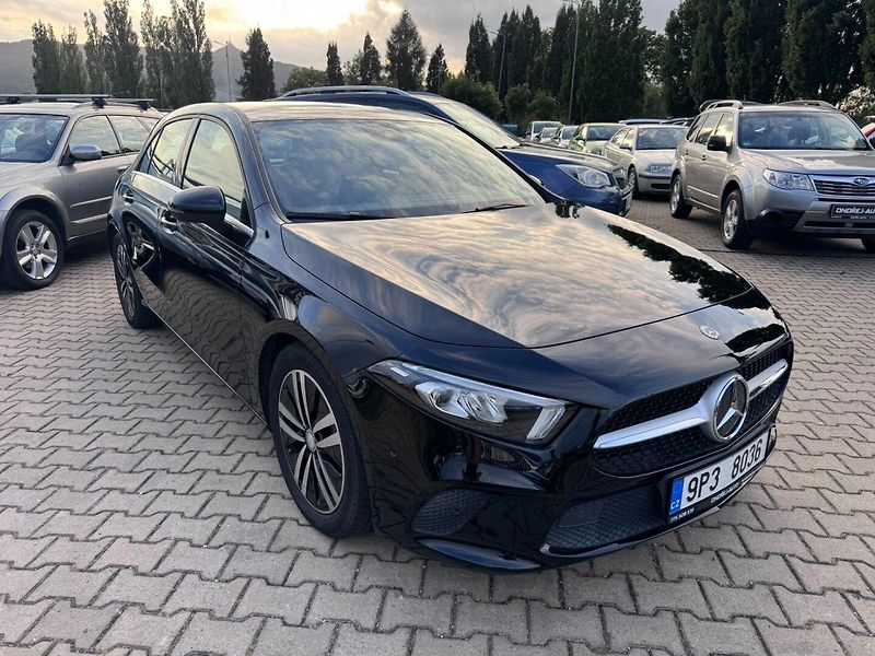 Mercedes-Benz Třídy A (2019) 180D 1,5 85 KW AUTOMAT SPORTB. - fotka 7 z 50