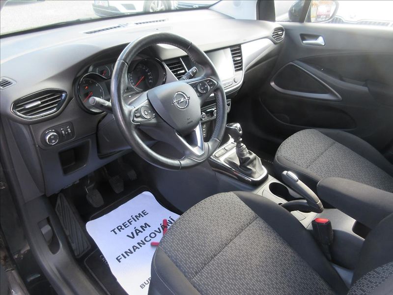 Opel Crossland 1,2 Turbo 81 kW - fotka 9 z 19