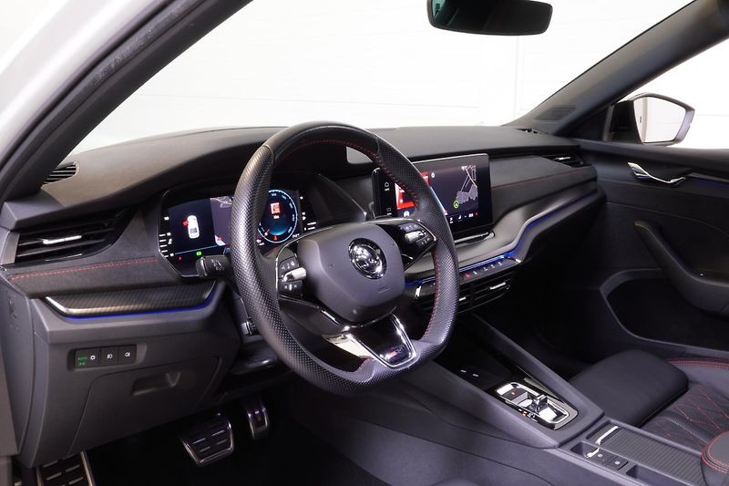 Škoda Octavia RS,2.0TSI,1.MAJ,ČR,NEZ.TOPENÍ - fotka 14 z 38