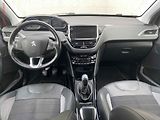 Peugeot 2008 (2017) 1.2 PT, Allure, navi, kamera - náhled 8