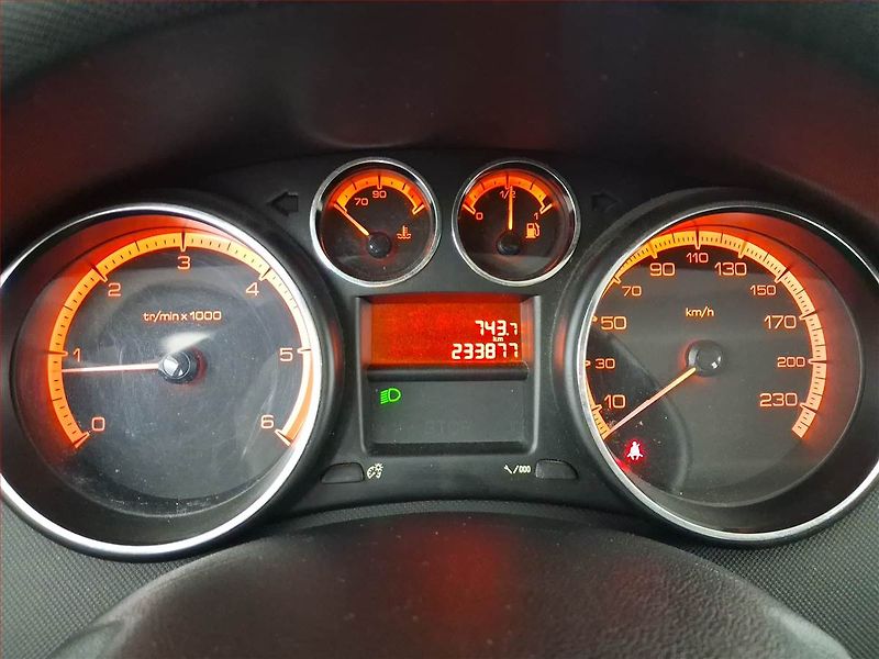 Peugeot 308 (2008) 1.6 HDi, Eko.zaplacen - fotka 11 z 16