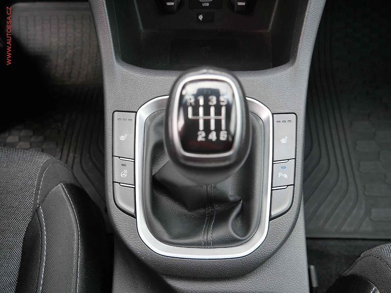 Hyundai i30 (2021) 1.5i, 1.maj,ČR, Smart - fotka 17 z 23