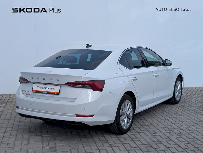 Škoda Octavia (2023) 2,0 TDI / 110 kW DSG Style - fotka 2 z 30