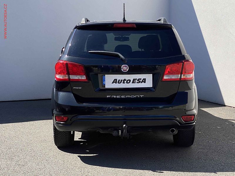 Fiat Freemont (2014) 2.0 JTD 4x4, 7míst, AT - fotka 5 z 18