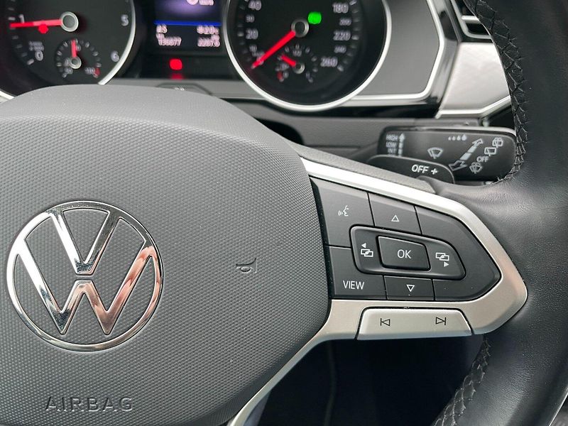 Volkswagen Passat (2021) Com. Style Business DSG! Navi! - fotka 27 z 40