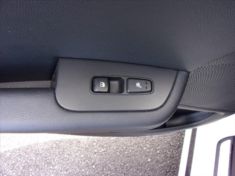 Kia ProCeed 1,5 T-GDI  GT-Line - fotka 15 z 32