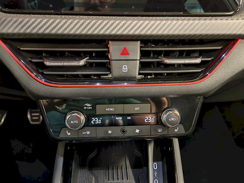 Škoda Kamiq (2025) 1.0 TSI 85 kW Monte Carlo - fotka 18 z 32