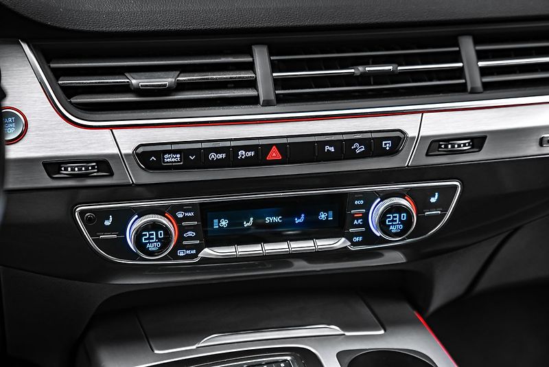 Audi SQ7 4,0TDI 7míst HuD BOSE - fotka 17 z 27