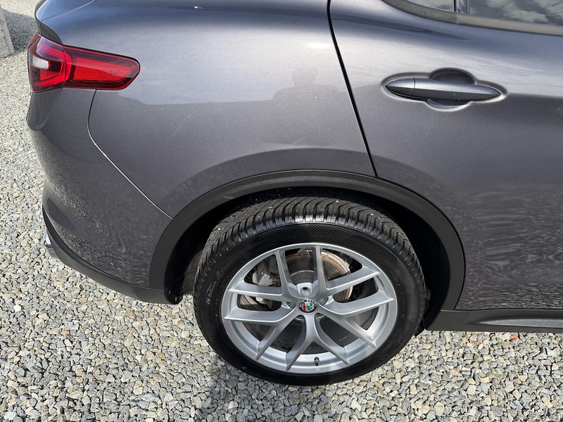 Alfa Romeo Stelvio 2.2JTDM Q4 4x4 210PS VELOCE 1A - fotka 52 z 167