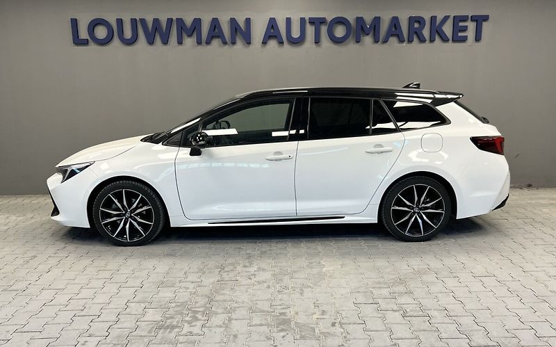 Toyota Corolla 2.0 Hybrid AT GR SPORT DYNAMIC - fotka 3 z 17