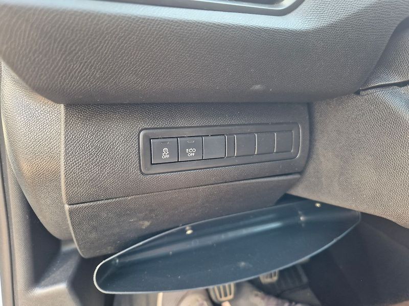 Peugeot 308 1.6HDi 88kW, odpočet DPH - fotka 19 z 25