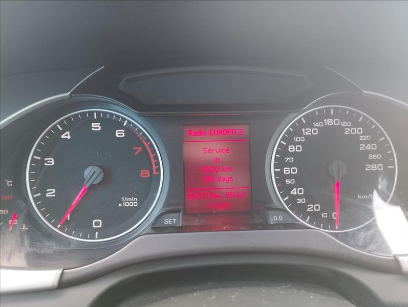 Audi A4 1,8 TSi 118KW - fotka 11 z 18