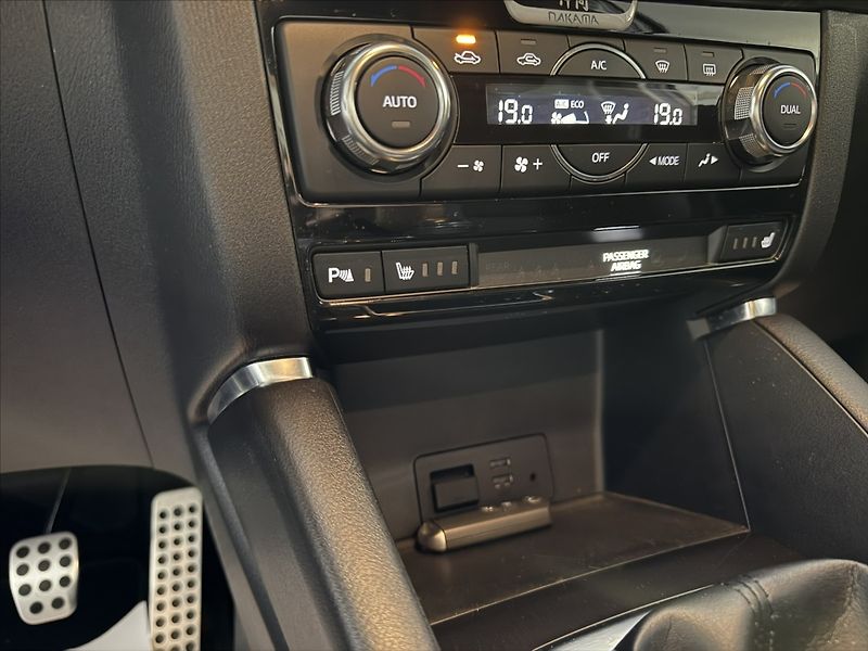 Mazda CX-5 2,0   i 121KW REZERVACE - fotka 20 z 38